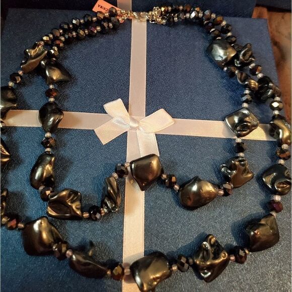 18 inch Beaded Necklace - Picture 3 of 10